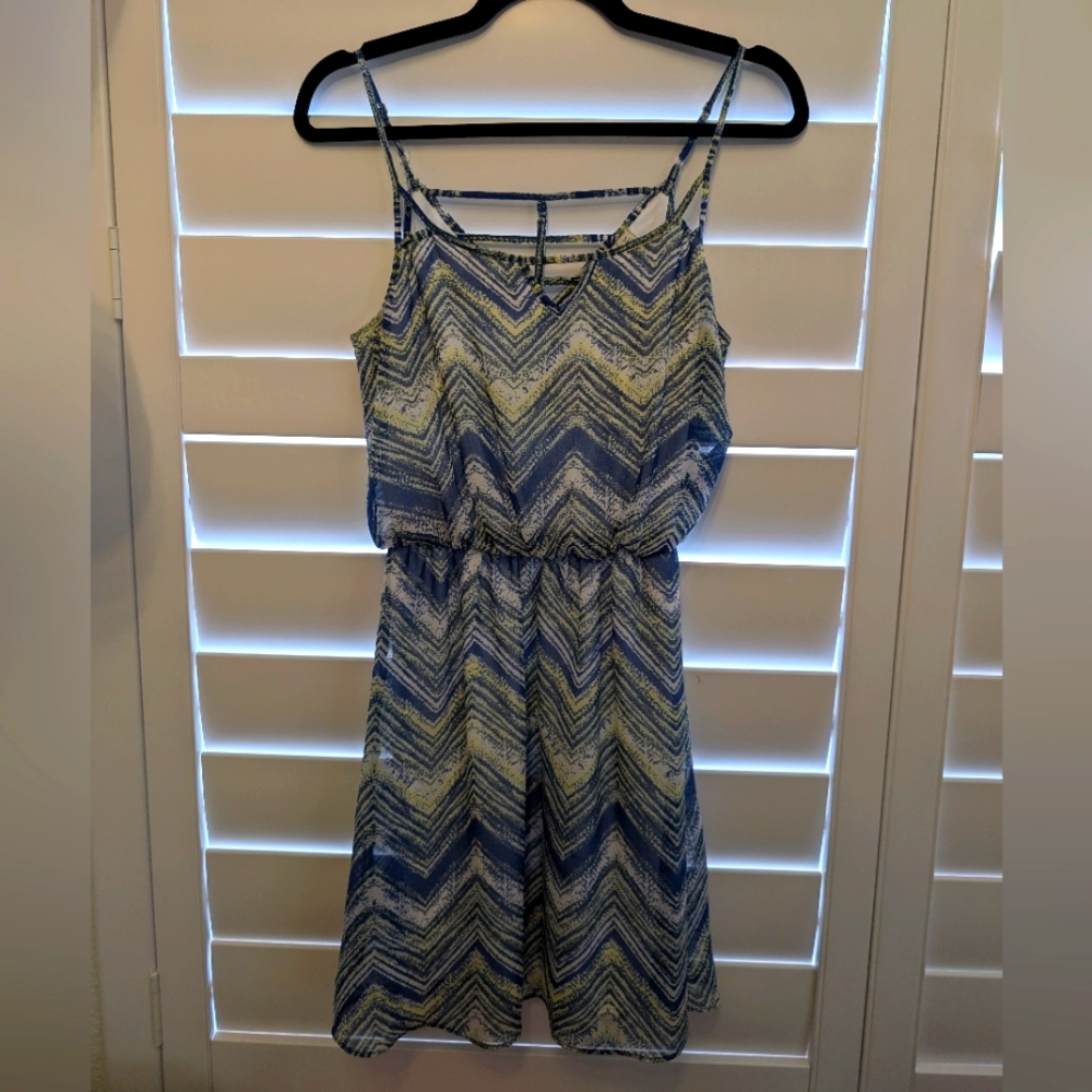 Chevron Patterned Guess Strappy Chiffon Dress, size S